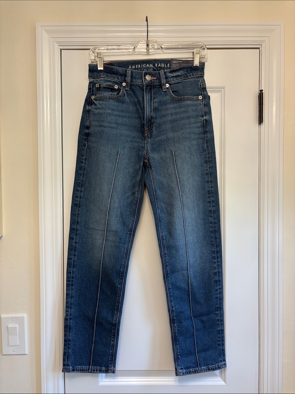 American Eagle Outfitters Women’s Ankle Straight Jeans — Medium Dark Blue